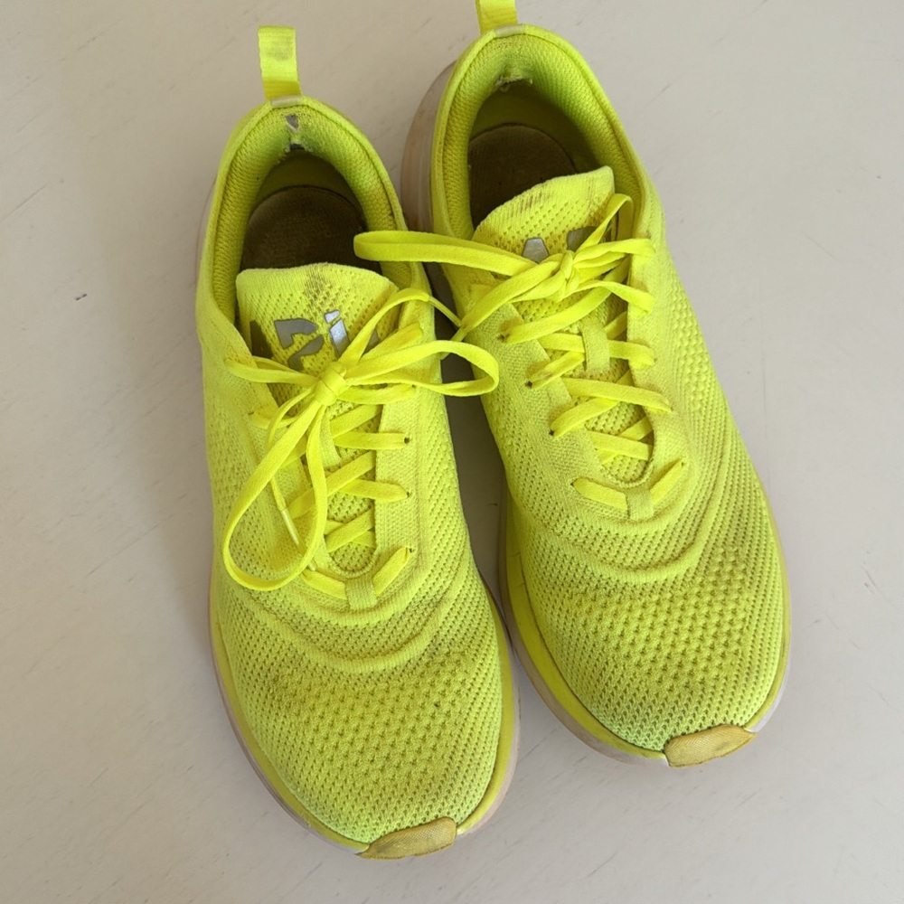 APL men’s tech loom size 8